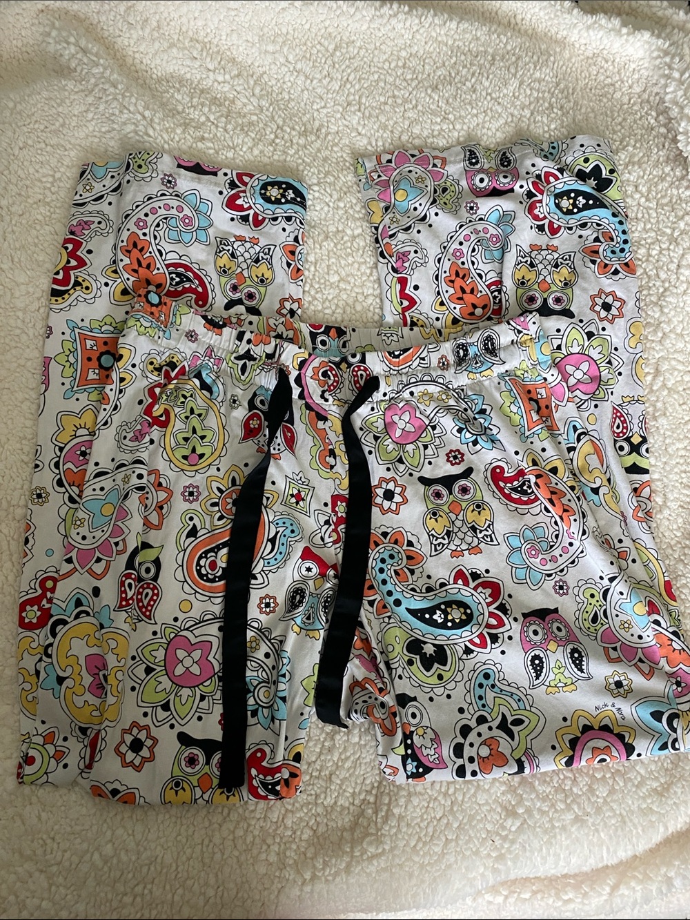 Nick & Nora White Paisley Multicolor Lounge Pants with Black Drawstring EUC